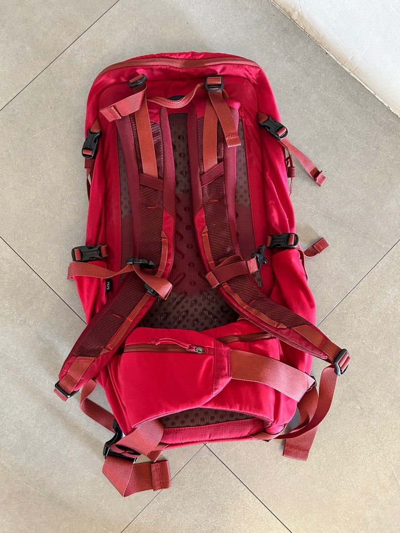 Patagonia Nine Trails Backpack 28L Sports Equipment Hiking