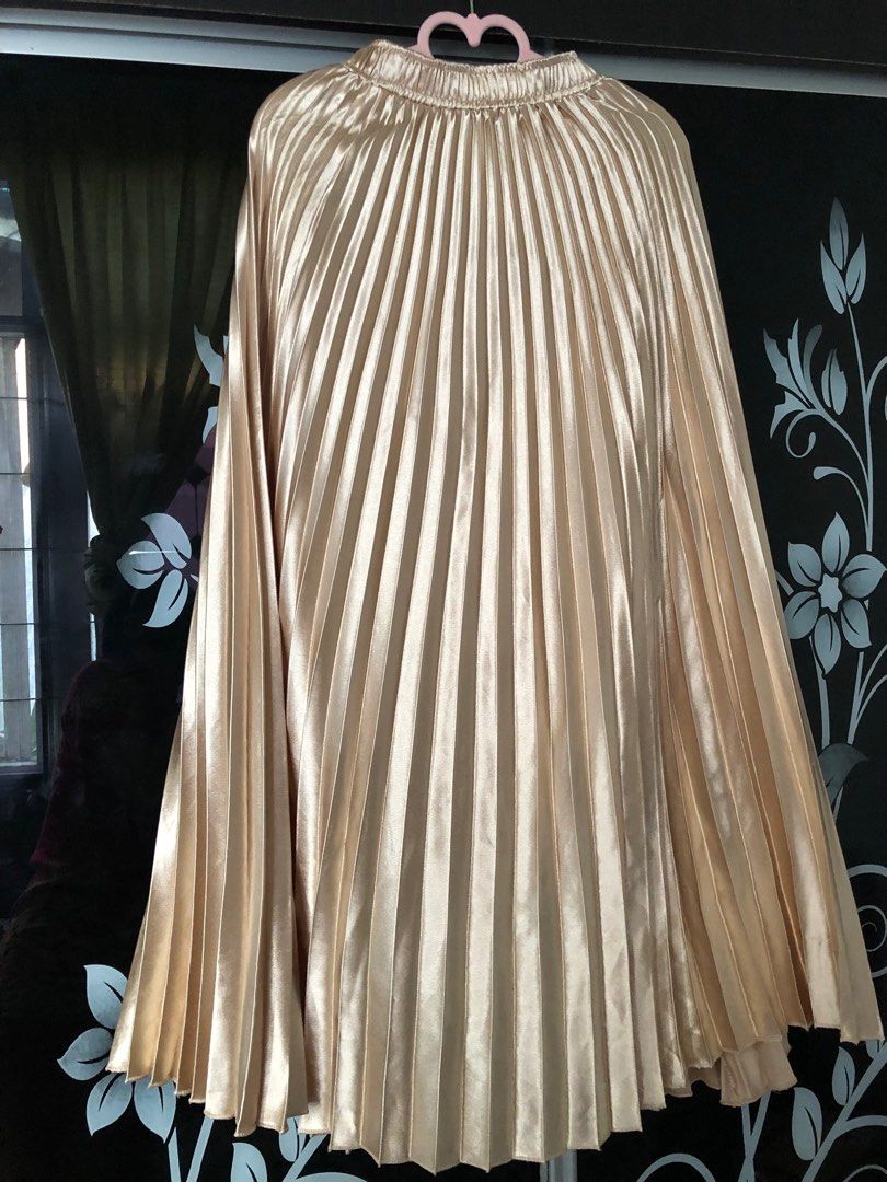 Pleated Skirt