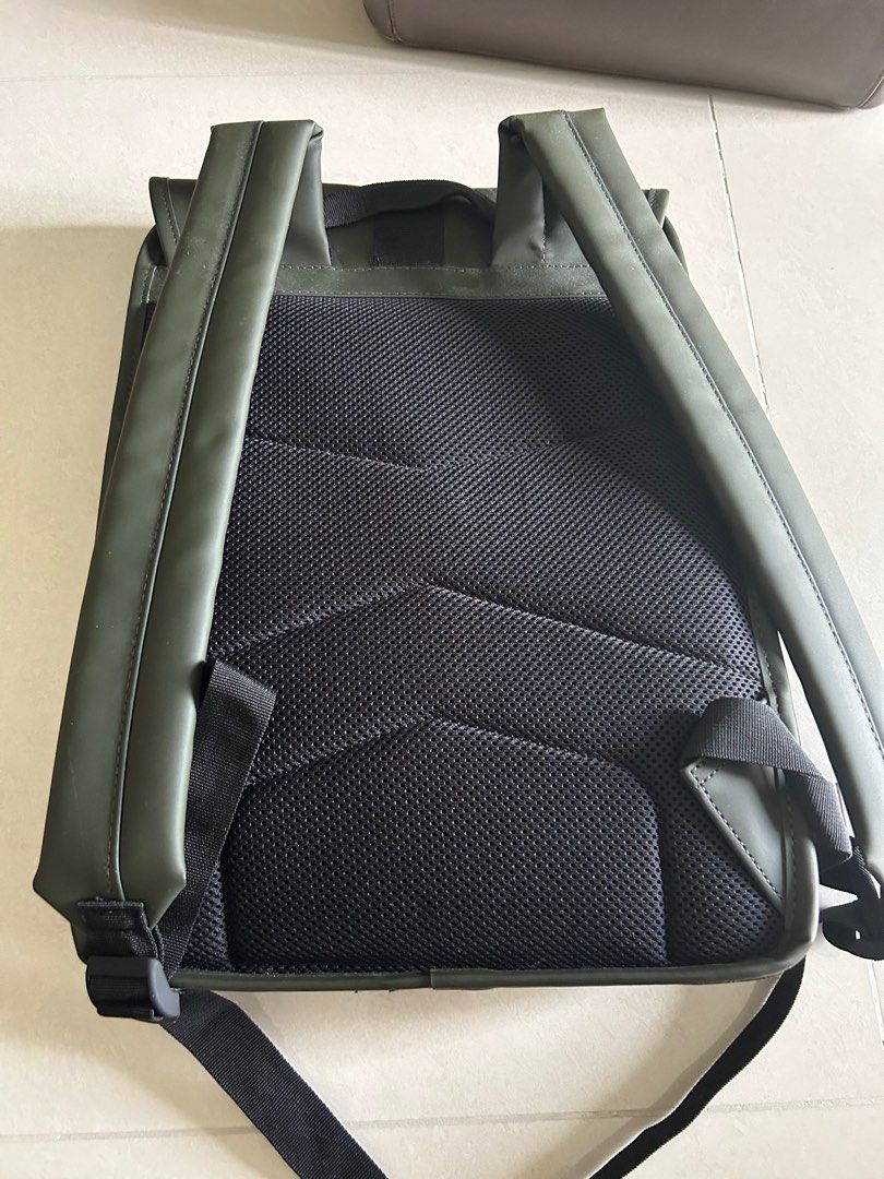 Rains hotsell laptop backpack