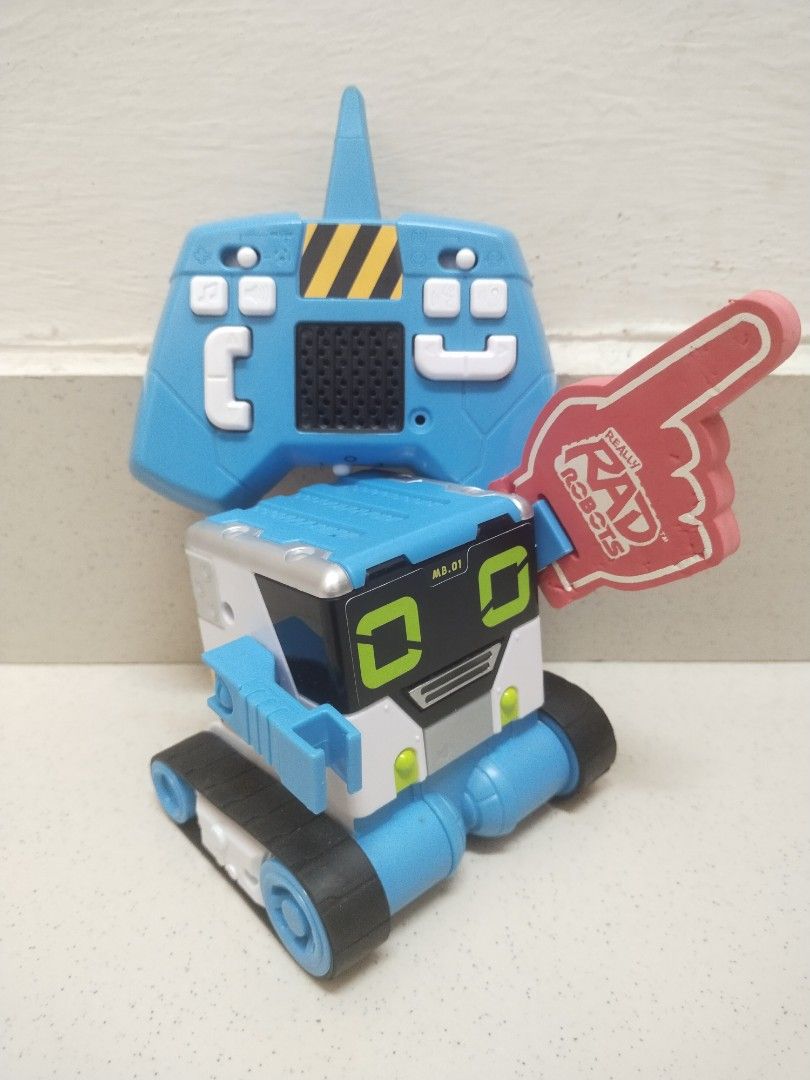 Really RAD Robots MiBRO Interactive Remote Control Robot