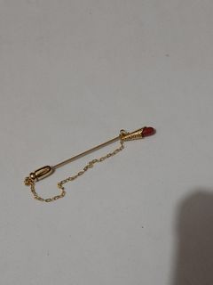 Red coral lapel pin