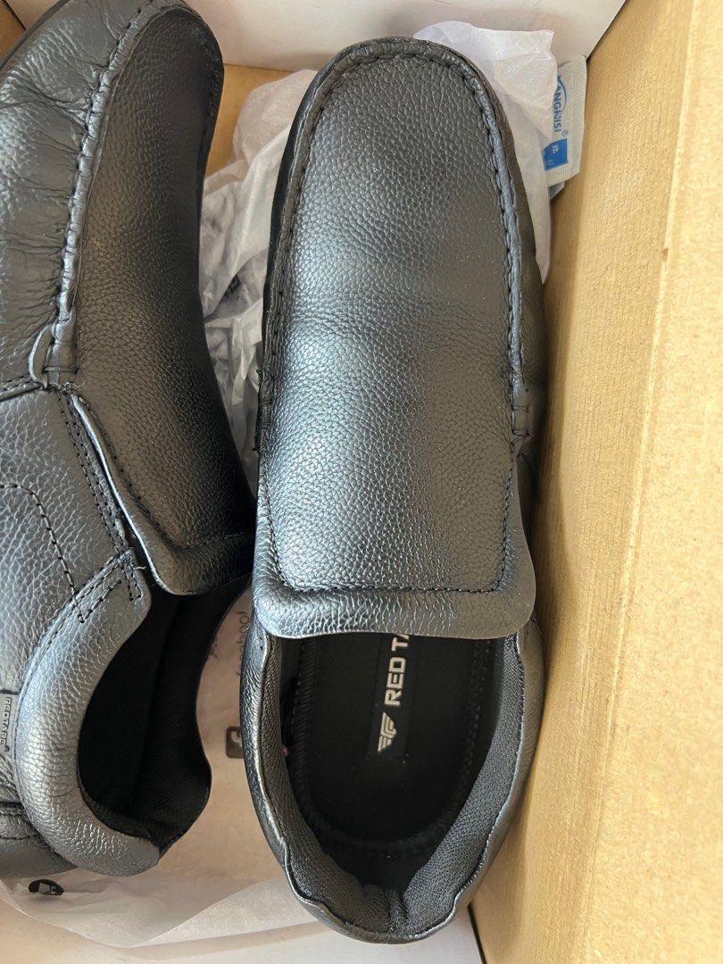 Red tape shoes head office discount