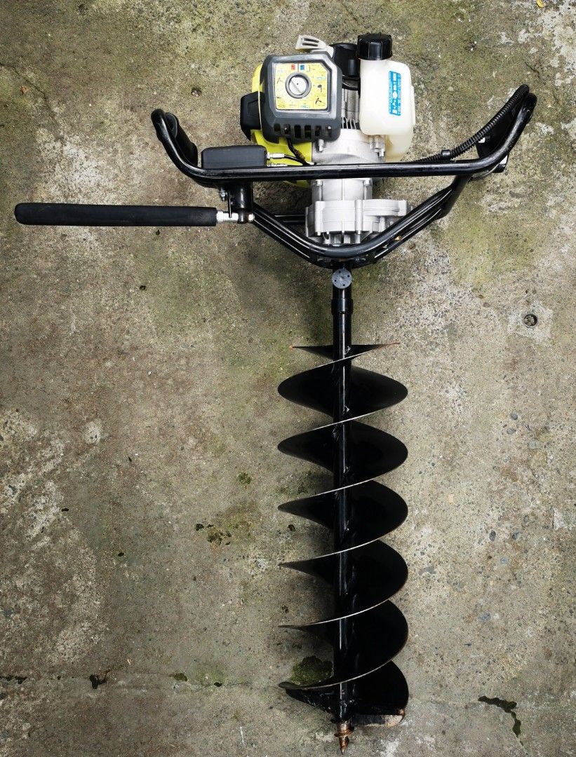 ryobi post hole digger, Commercial & Industrial, Construction Tools & Equipment on Carousell