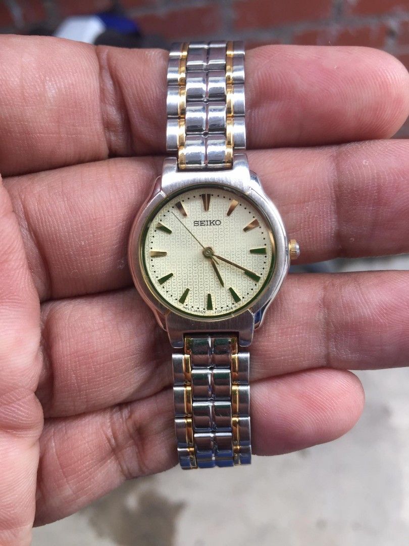 Seiko v701 cheap