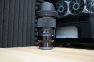 Sigma 28mm 1.4 Sony E-Mount Complete with Box