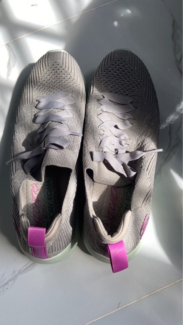 Skechers memory sales foam precio