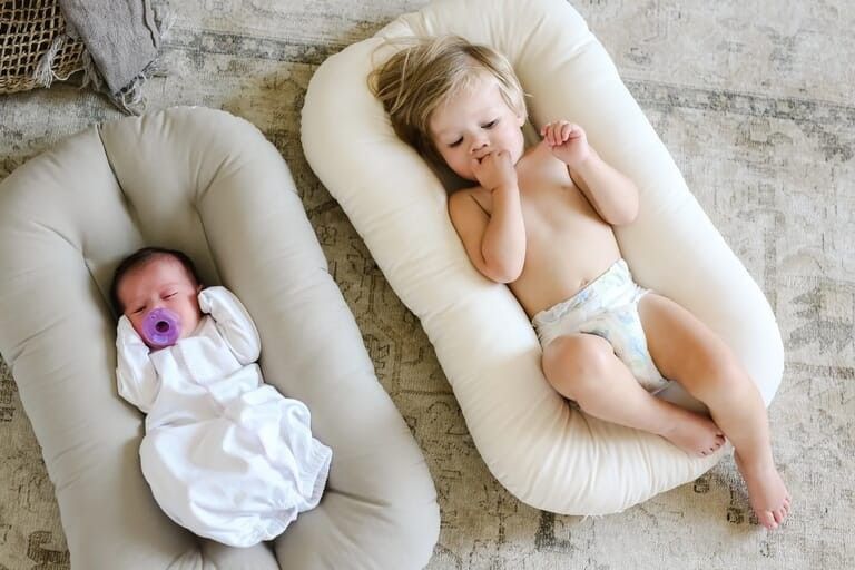 Co sleeping sales snuggle me