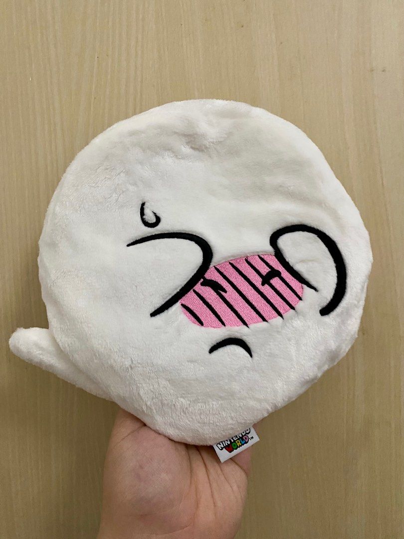 Super Nintendo World Exclusive Reversible Boo Beret, Women's Fashion ...