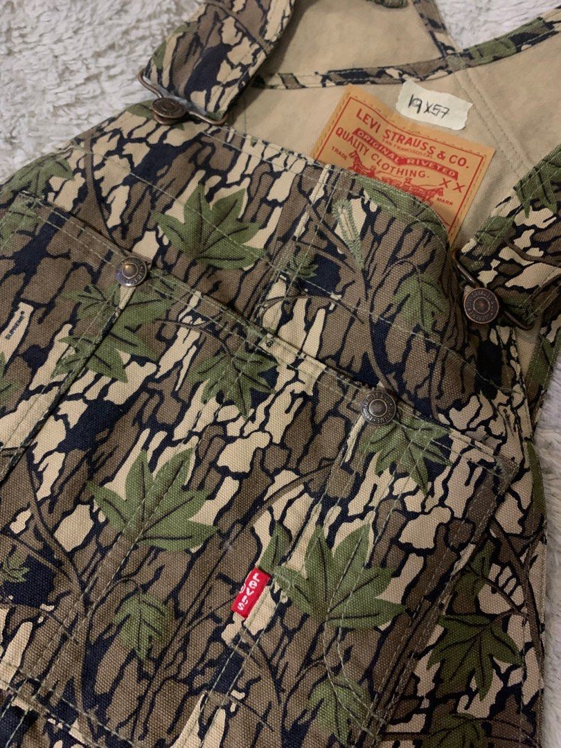 Supreme store levis overalls