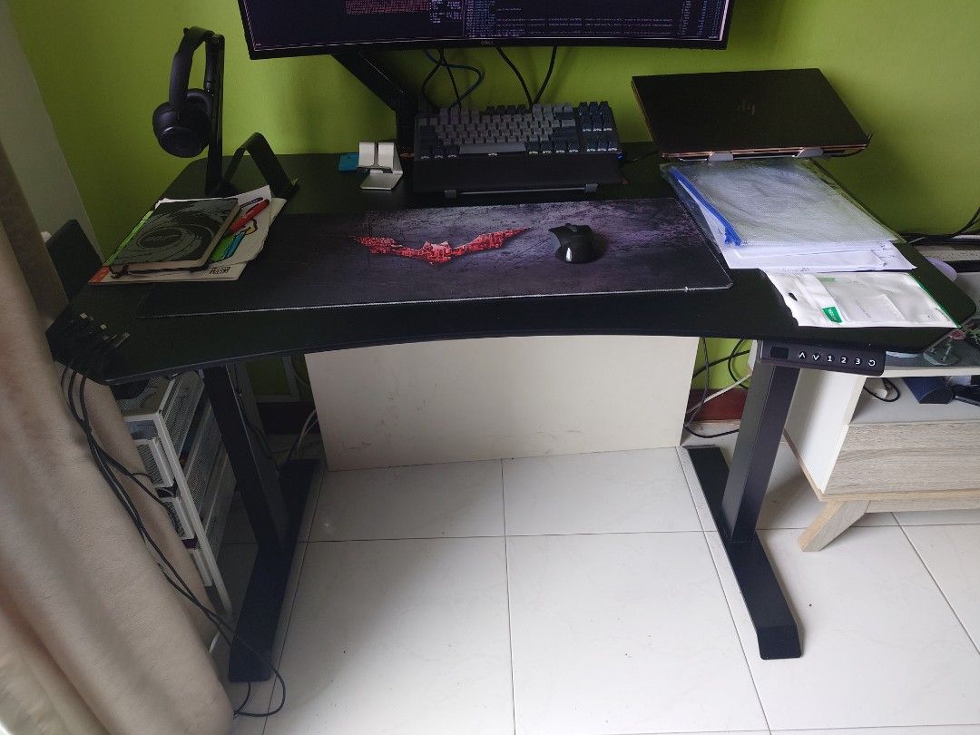 TTRacing Titus Ergonomic Smart Standing Desk, Furniture & Home Living ...