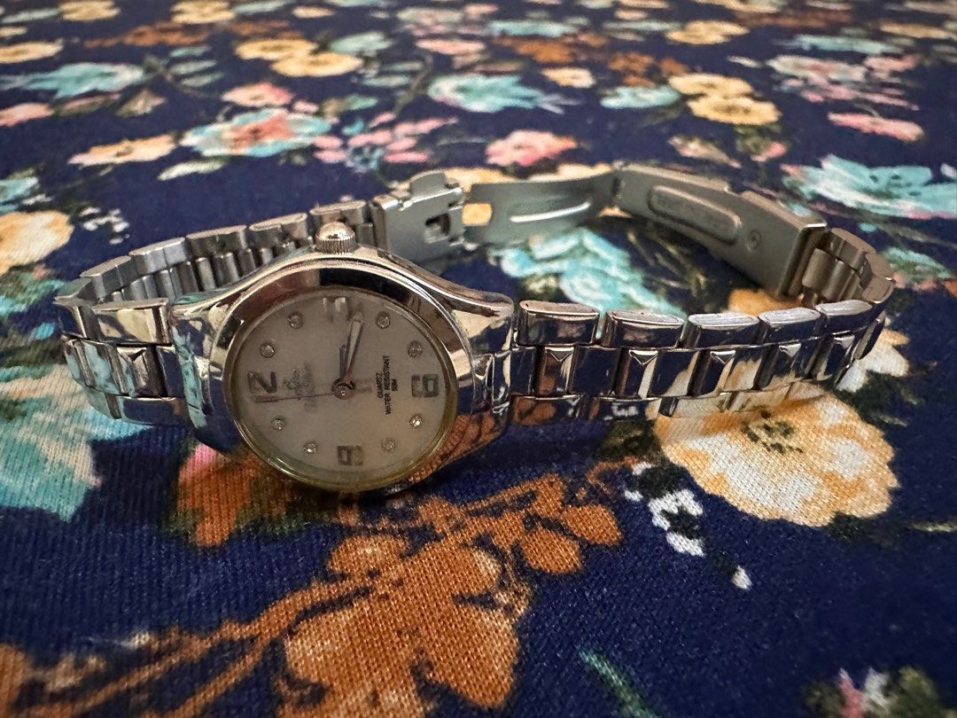 Unisilver watch for ladies outlet