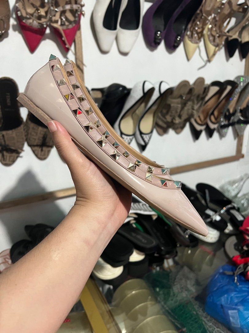 Valentino size6 Women s Fashion Footwear Sandals on Carousell