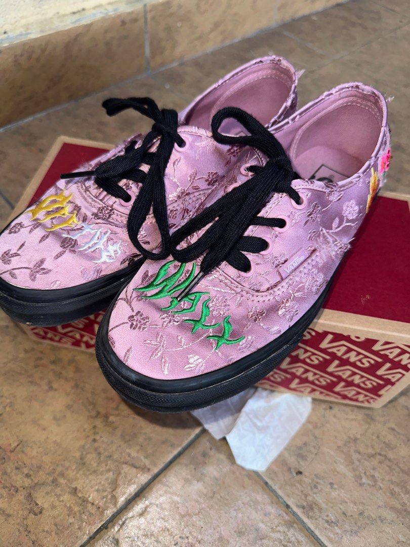 Pink custom vans online
