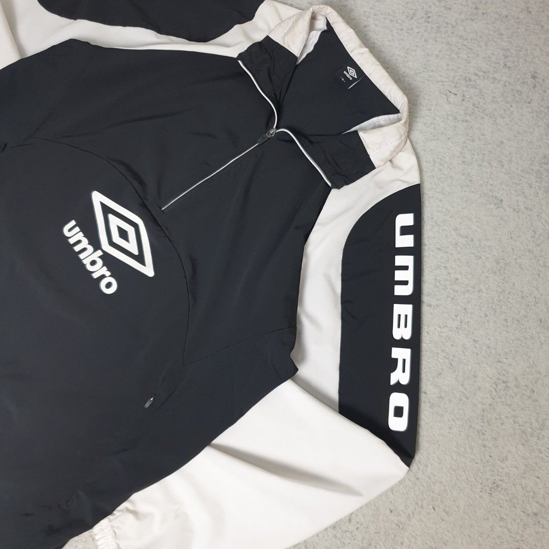 Umbro cavalier on sale cagoule