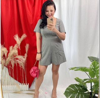 (Category: ) located in . Submitted by mumwardrobe (Listing ID 1278952205, Image 1). Description: .