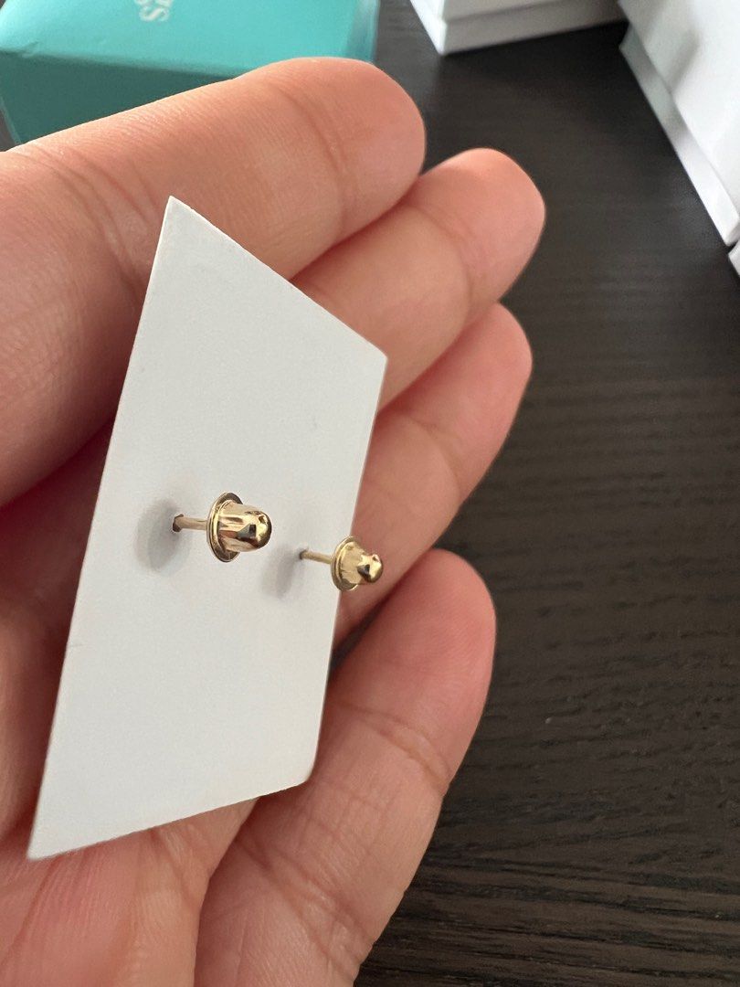 Infant earrings shop screw back