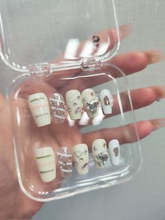（分類：）位於 。 由 cbaeselling 提交（商品編號 1279330813，圖片 1）。簡介： 。