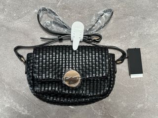 （分類：）位於 。 由 nncmw 提交（商品編號 1279286750，圖片 1）。簡介： 。