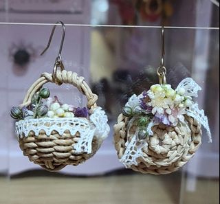 （分類：）位於 。 由 irislidears-78312 提交（商品編號 1279431644，圖片 1）。簡介： 。