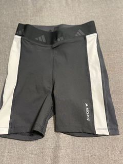 （分類：）位於 。 由 dorryk 提交（商品編號 1279362925，圖片 1）。簡介： 。