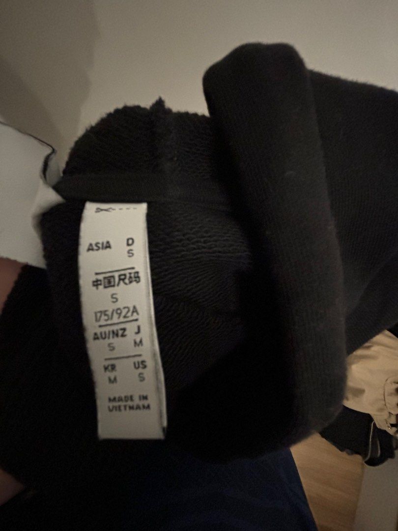 Adidas china 2025 hoodie zara