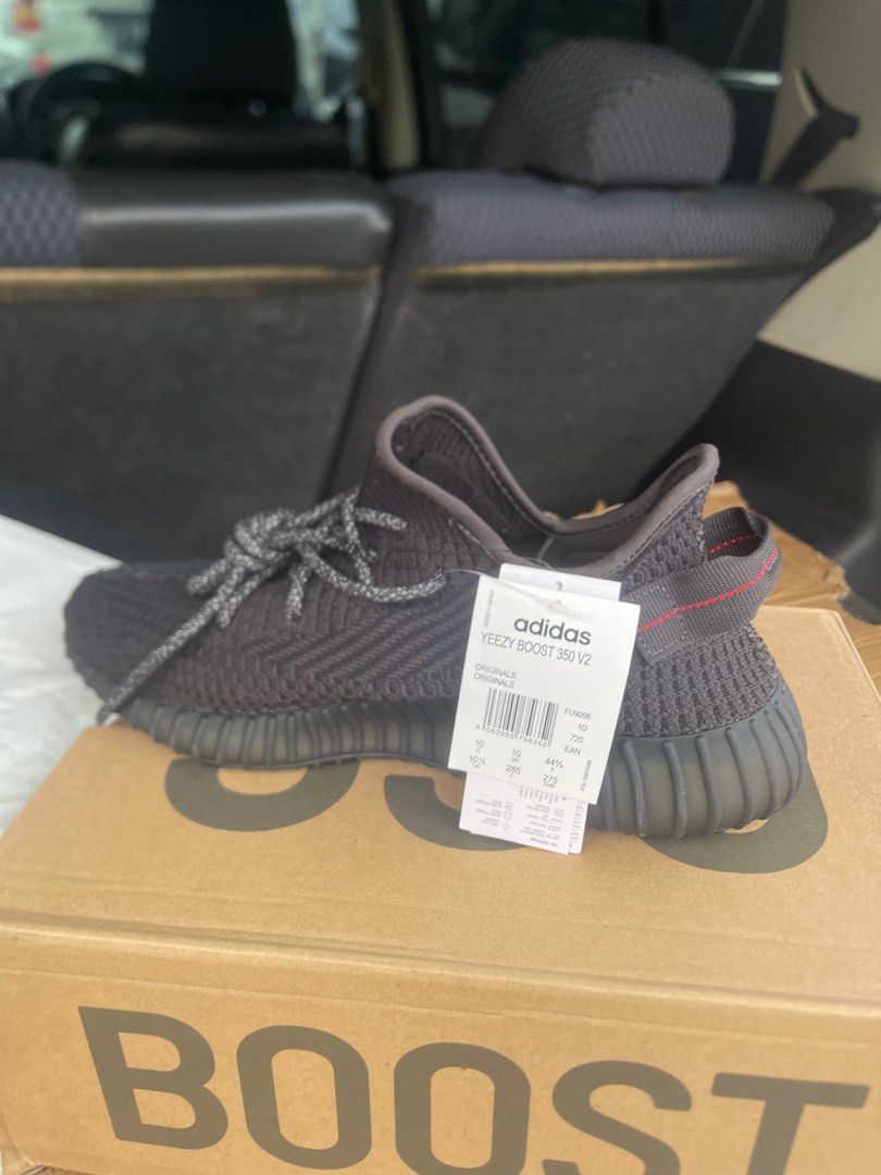 Yeezy sales 720 black