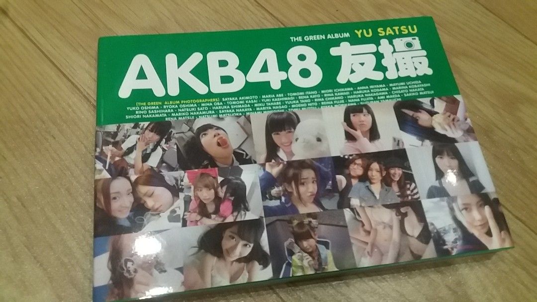 AKB48 友撮紅黃綠藍白, 興趣及遊戲, 書本& 文具, 雜誌及其他- Carousell