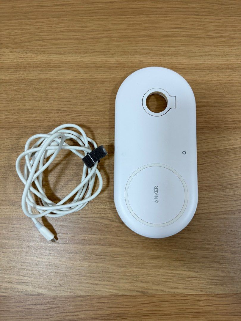 Anker powerwave+ pad hotsell with watch holder