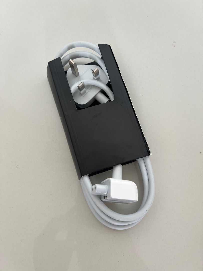 APPLE Power Adapter Extension Cable406074569230264320