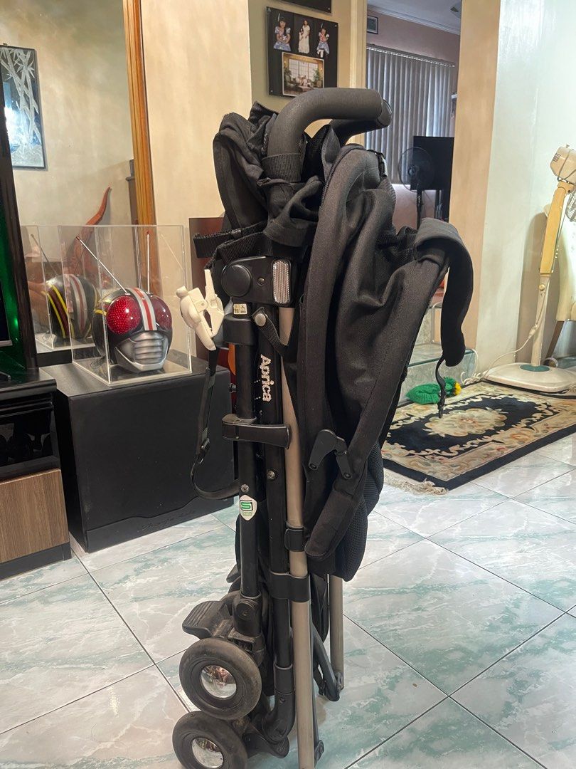 Aprica Stick With Swarovski (Category: Strollers) located in Valenzuela. Submitted by 3ssiastansachajapansurplus (Listing ID 1279263963, Image 3). Description: Like new Super nice Fresh from Japan Location: Valenzuela .