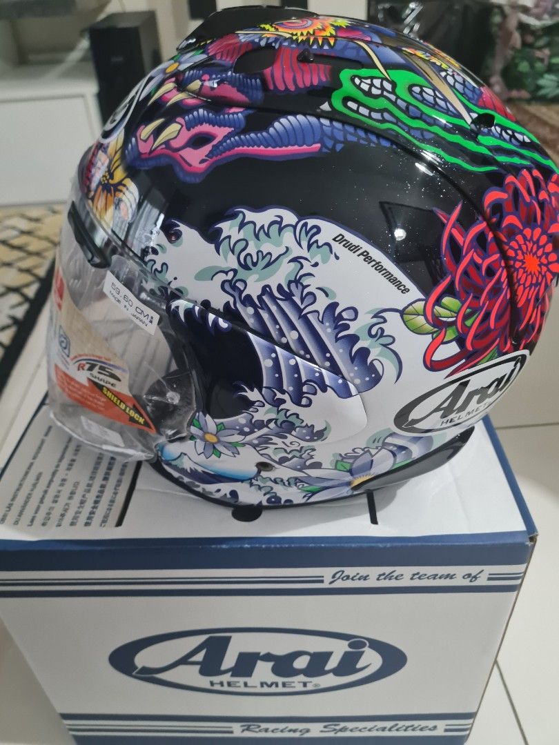 Arai Oriental Black VZ Ram Helmet Size L 59 60cm Motorbikes on