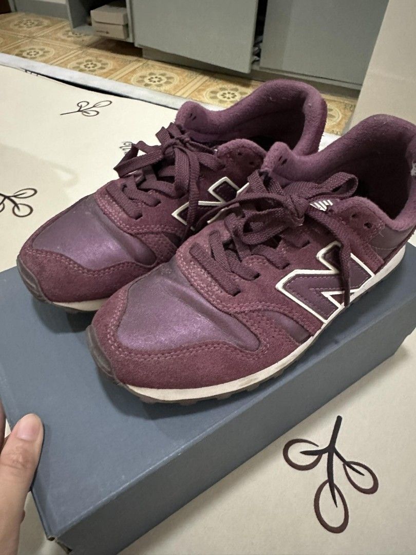 New balance 373 burgundy store rose