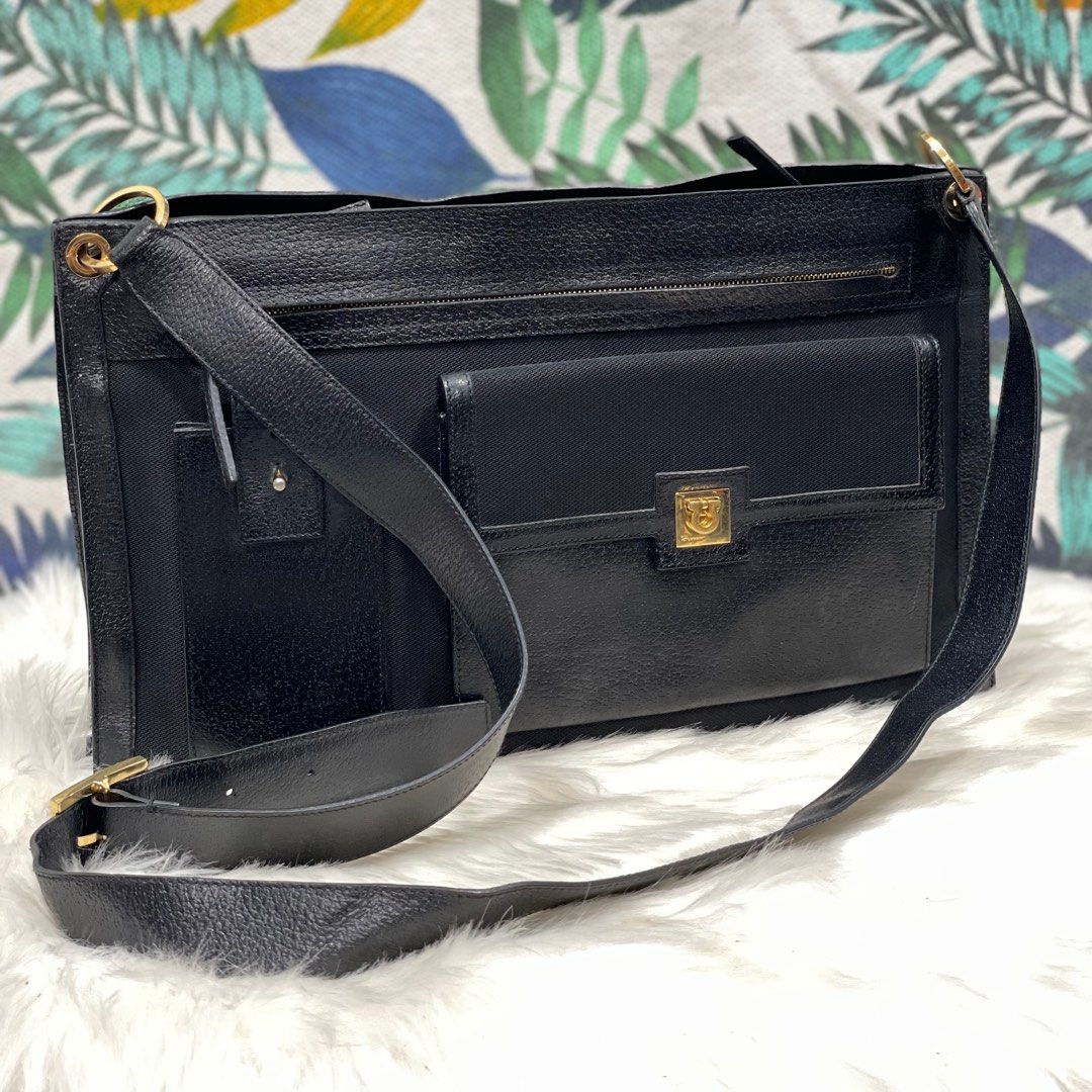 Ferragamo messenger best sale