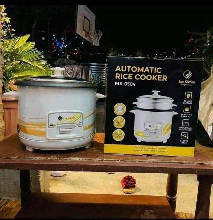 Automatic rice cooker 1.8L, TV & Home Appliances, Kitchen Appliances ...