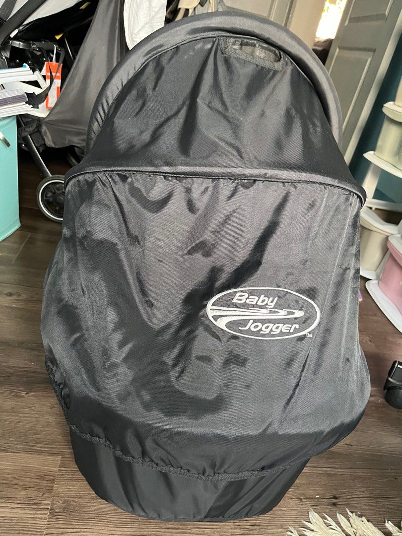 Baby jogger deals hard bassinet