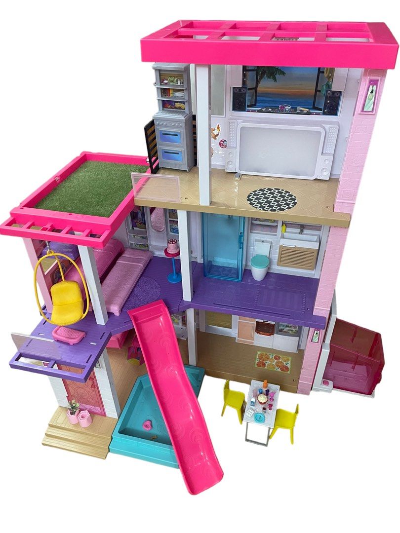 Barbie dreamhouse