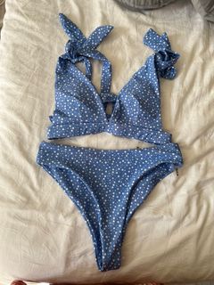 (Category: ) located in . Submitted by prelovedbygaba (Listing ID 1279325983, Image 1). Description: .
