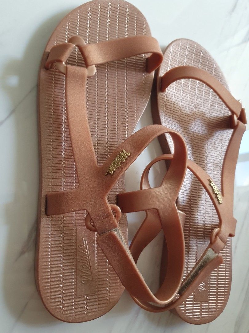Sun and sand sandals outlet