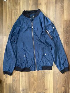 (Category: ) located in . Submitted by yijieee_ (Listing ID 1279366926, Image 1). Description: .