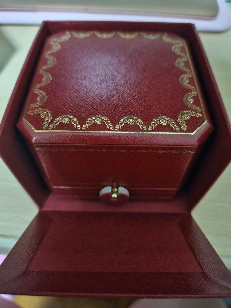 Brand new Cartier Ring Box originally for Juste Un Clou Ring