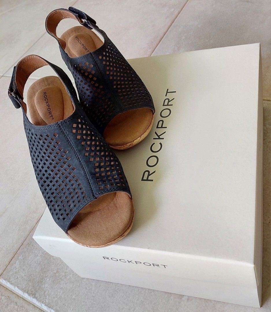 BRAND NEW Rockport Briah Perforated Black Slingback Wedge Sandals