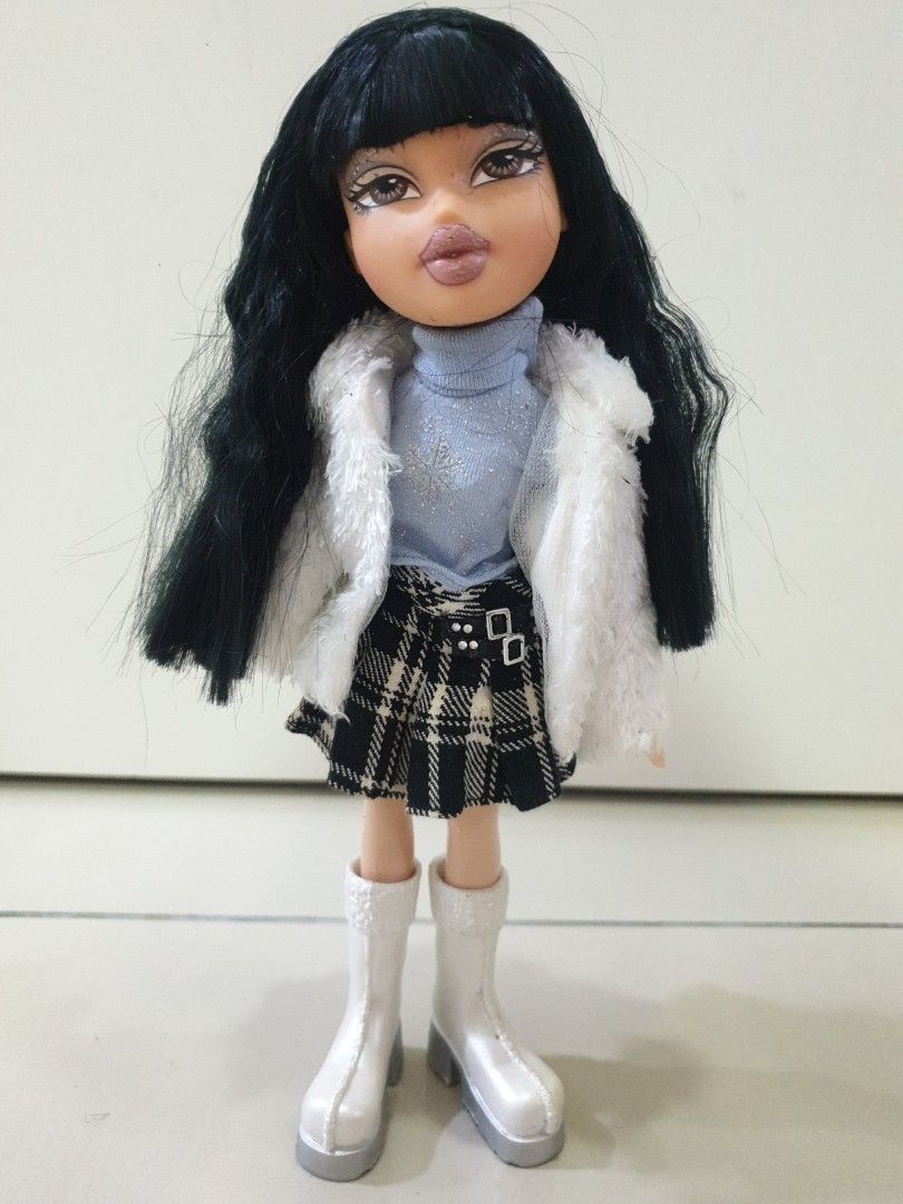 Winter bratz dolls deals