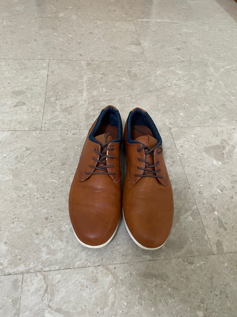 Casual brown Aldo shoes