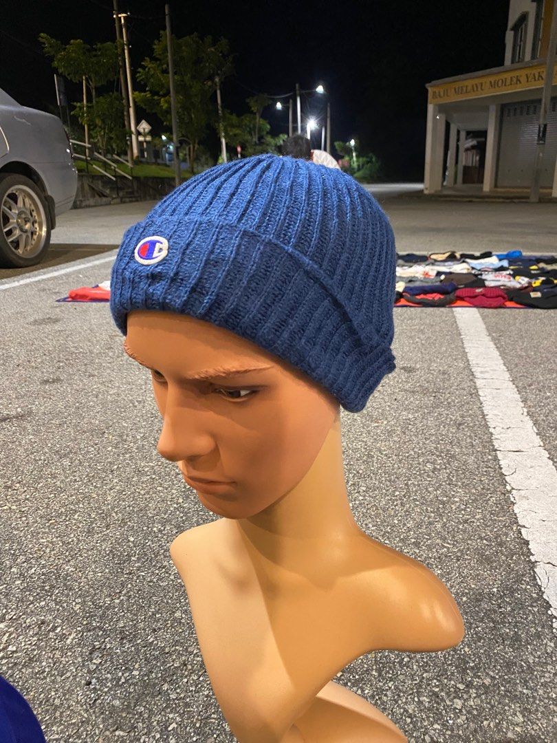 Champion beanie blue top