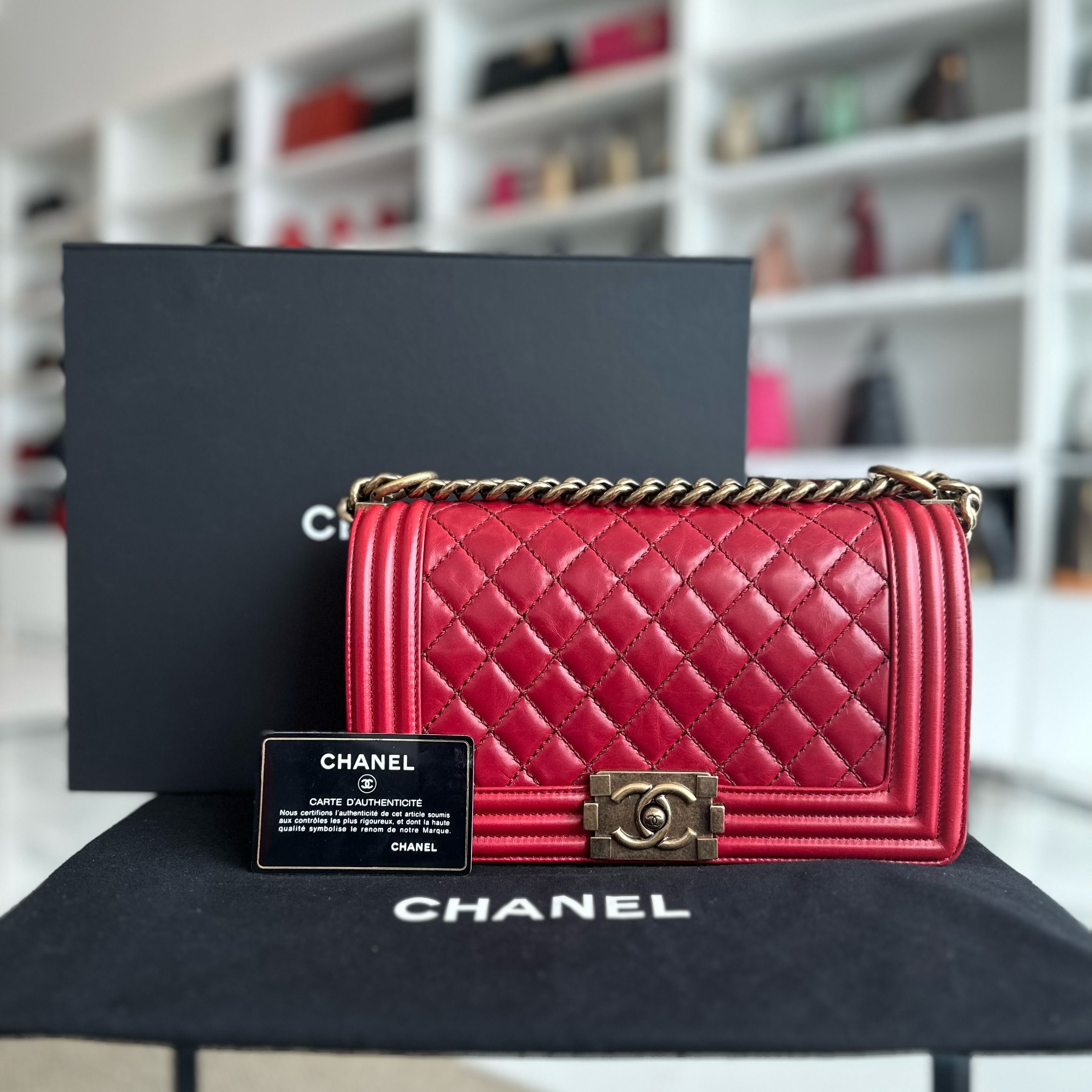 Chanel Boy Old Medium 25CM Glazed Calfskin with Antique GHW No 17