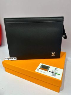 Clutch bag with box