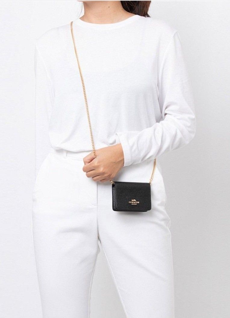 Coach Original Mini Wallet On A Chain In Signature Leather Chain Sling Crossbody Bag For Women Come With Complete Set Suitable for Gift