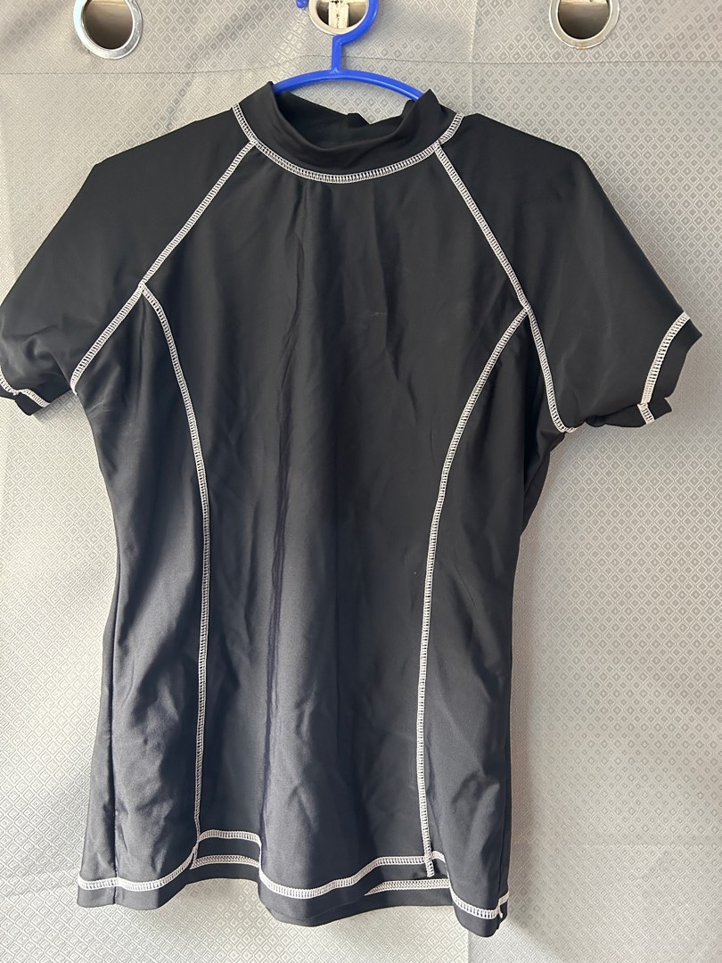 Coco Cabaña Rash Guard, Women's Fashion, Swimwear, Rash guard on Carousell