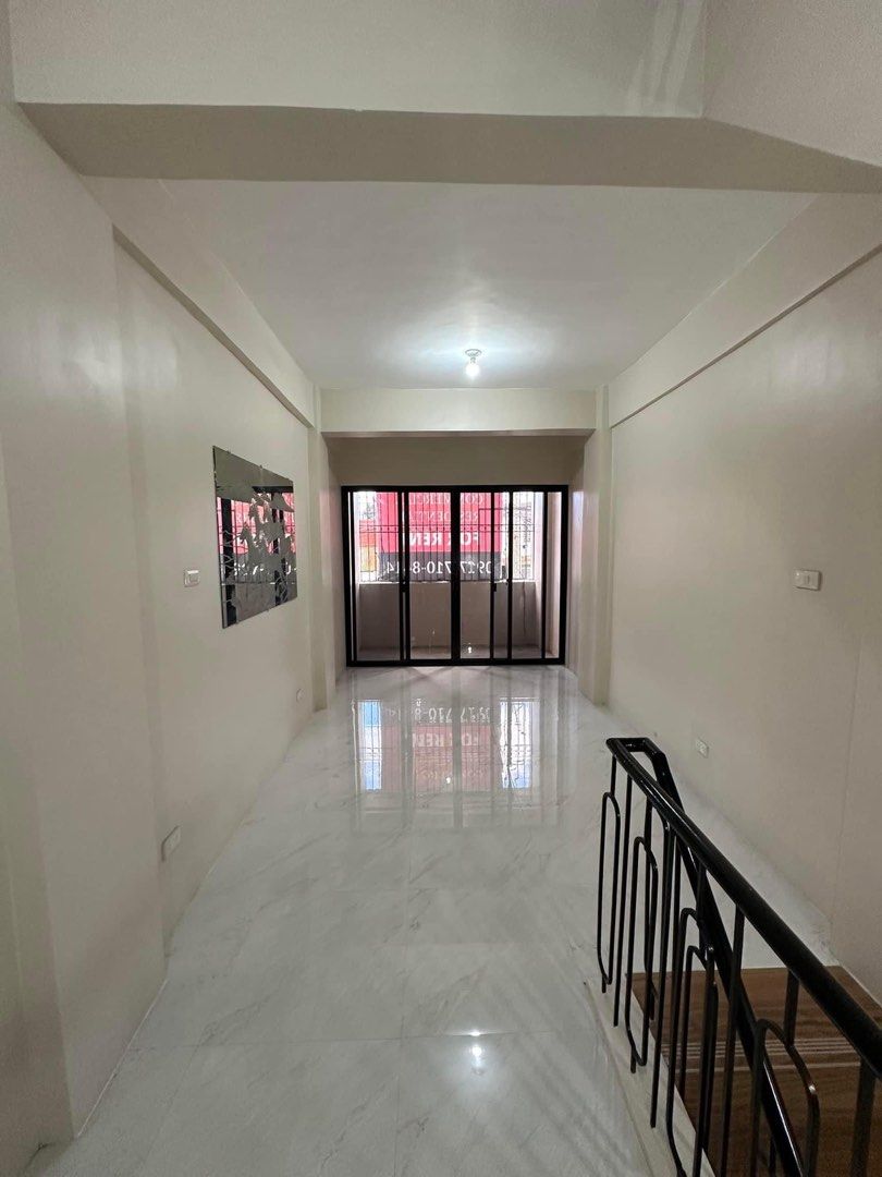 Commercial Space for Rent in Carmel 1 very neae Congressional Ave QC