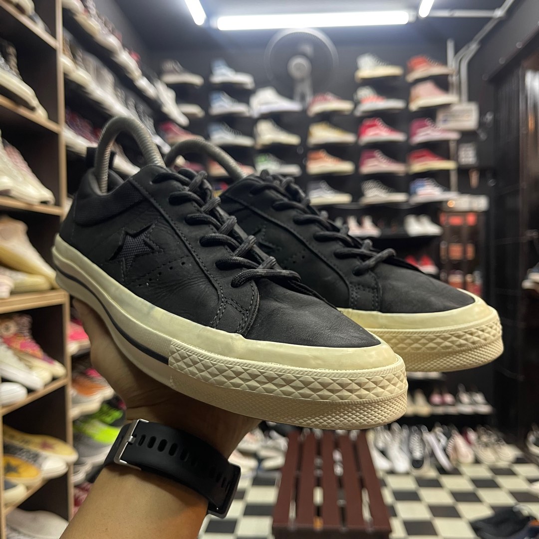 Converse One Star